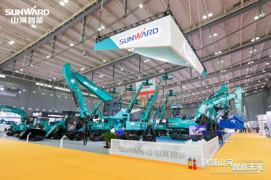 2023 CICEE | J9集团智能亮相2023长沙国际工程机械展！智能化、电动化产品站C位