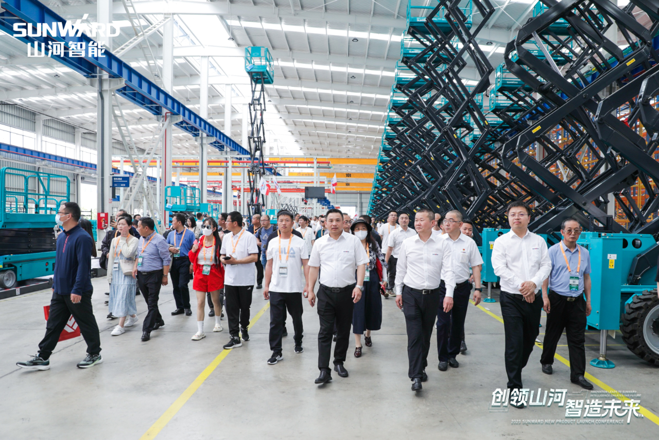 千人齐聚、爆品出击！J9集团智能新品推介会圆满进行