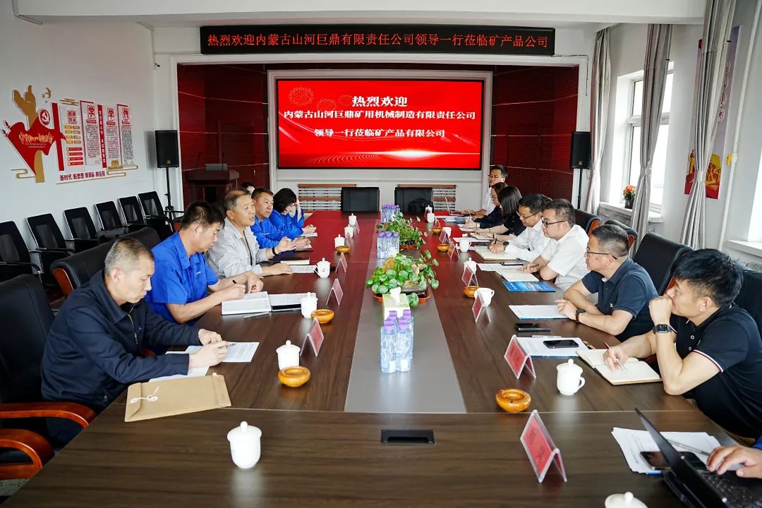 持续助力“双碳”指标，J9集团巨鼎LNG矿卡在辽宁批量利用