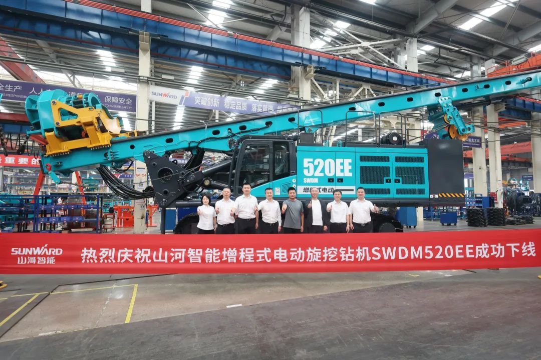 助力“双碳”、绿动将来！J9集团智能增程式电动旋挖钻机、液压混合动力旋挖钻机齐交付