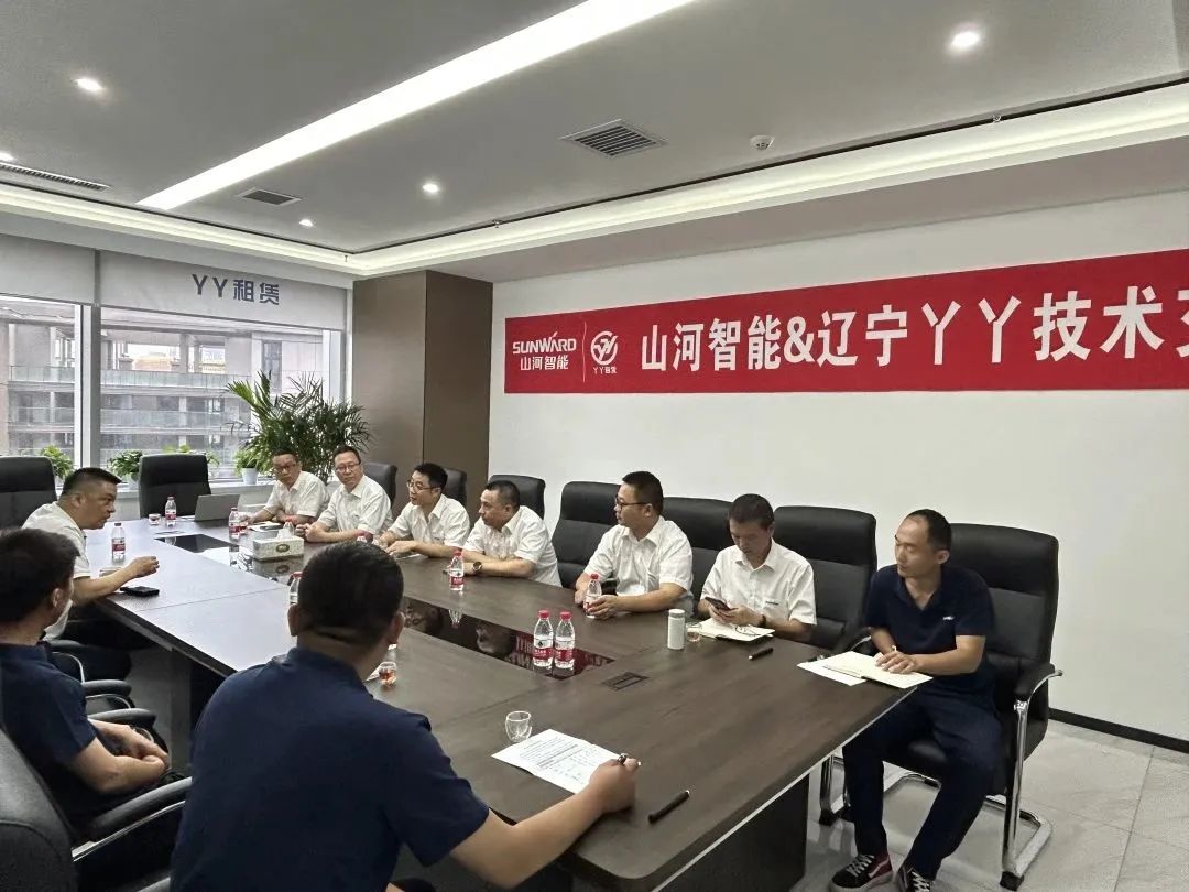 倾听客户心声！J9集团智能高空机械“服务万里杏妆走进东北