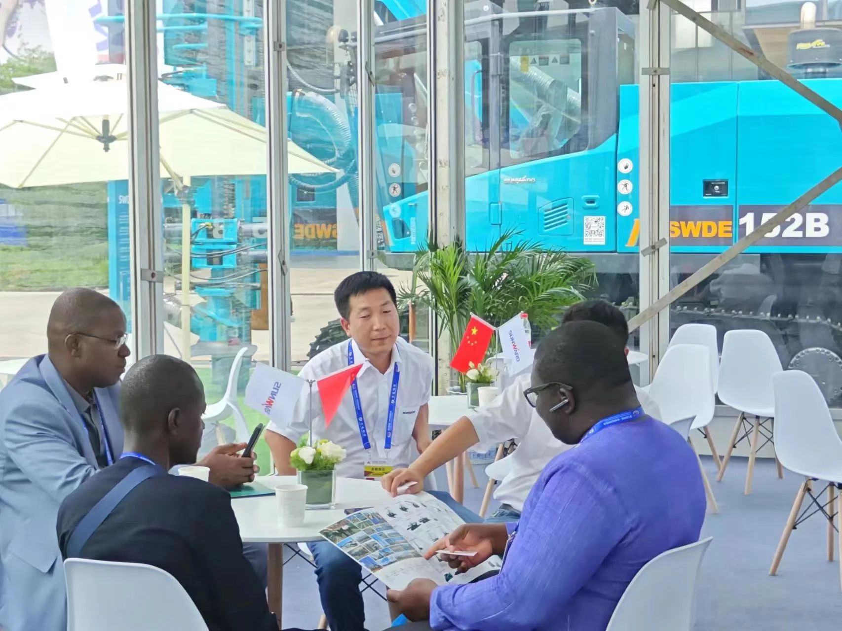 逐梦非洲，携手同业！J9集团智能亮相第三届中非经贸展览会