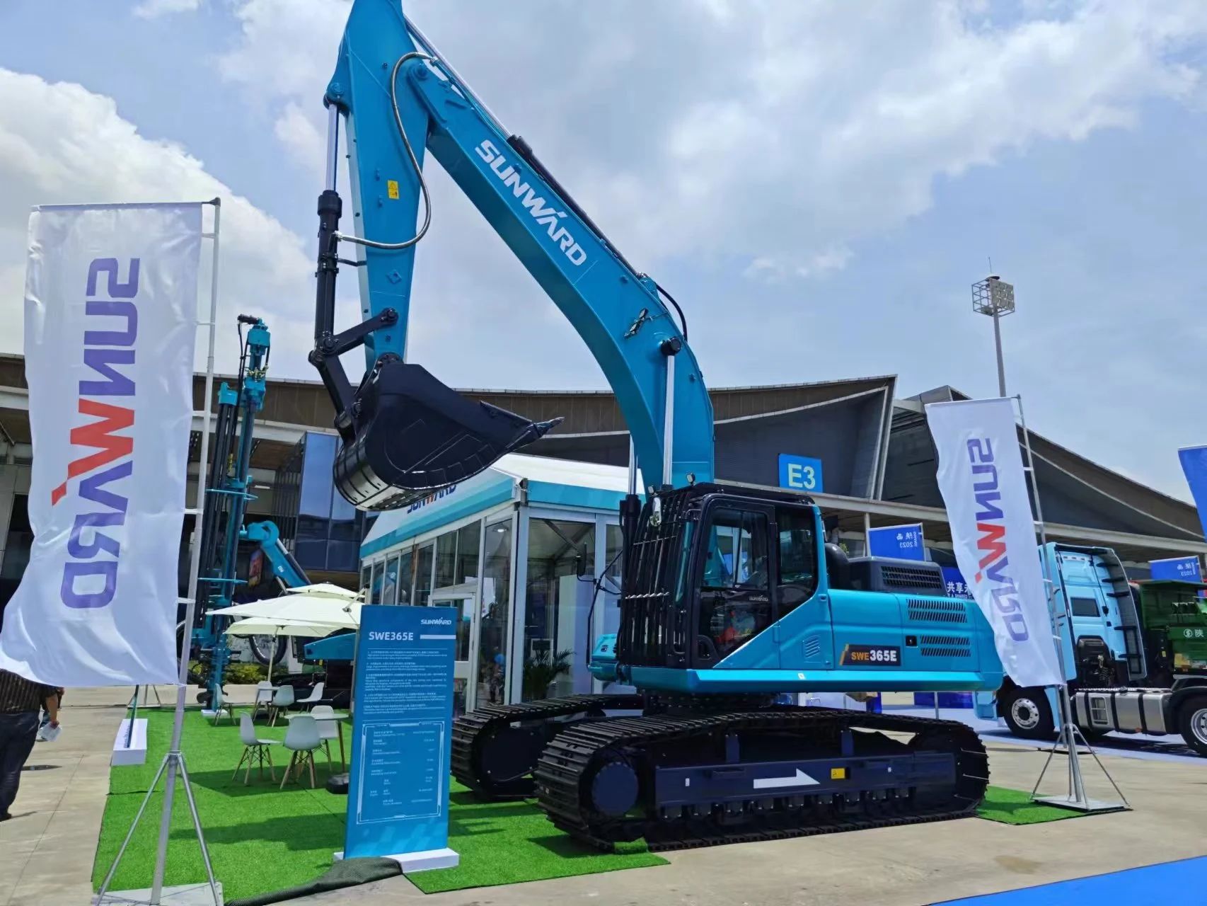 逐梦非洲，携手同业！J9集团智能亮相第三届中非经贸展览会