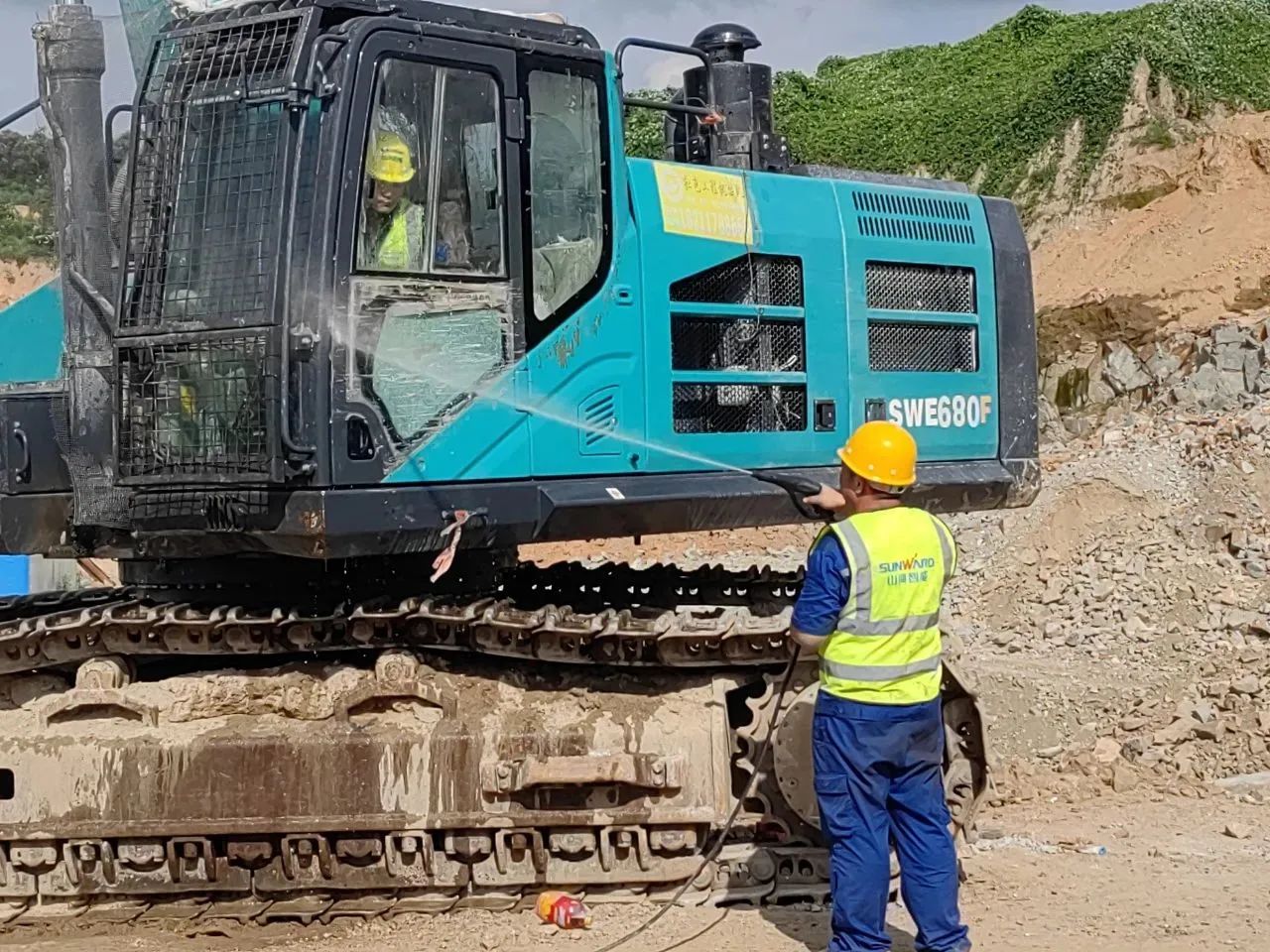 步履一向，服务不止！J9集团智能挖掘机服务万里行火热进行中