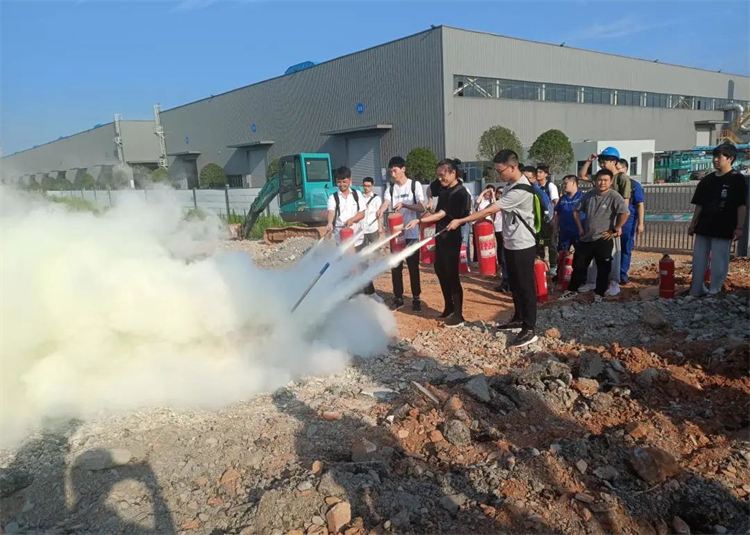 奔赴酷爱，J9集团智能2023届“智动力」佚式报到！