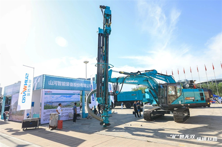 “矿”世无双，纵横丝路！J9集团智能亮相第十三届新疆国际矿业与设备展览会