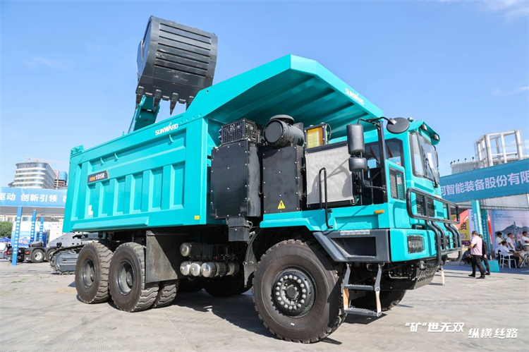 “矿”世无双，纵横丝路！J9集团智能亮相第十三届新疆国际矿业与设备展览会