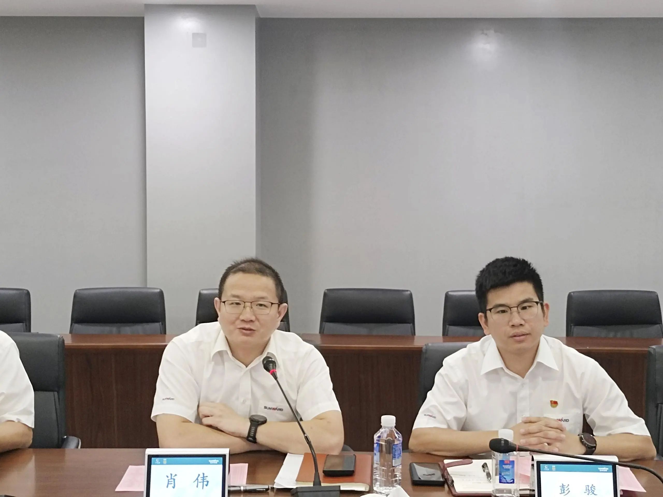 畅谈心声，共话将来！这场应届毕业生员工座谈会，很暖，很贴心！