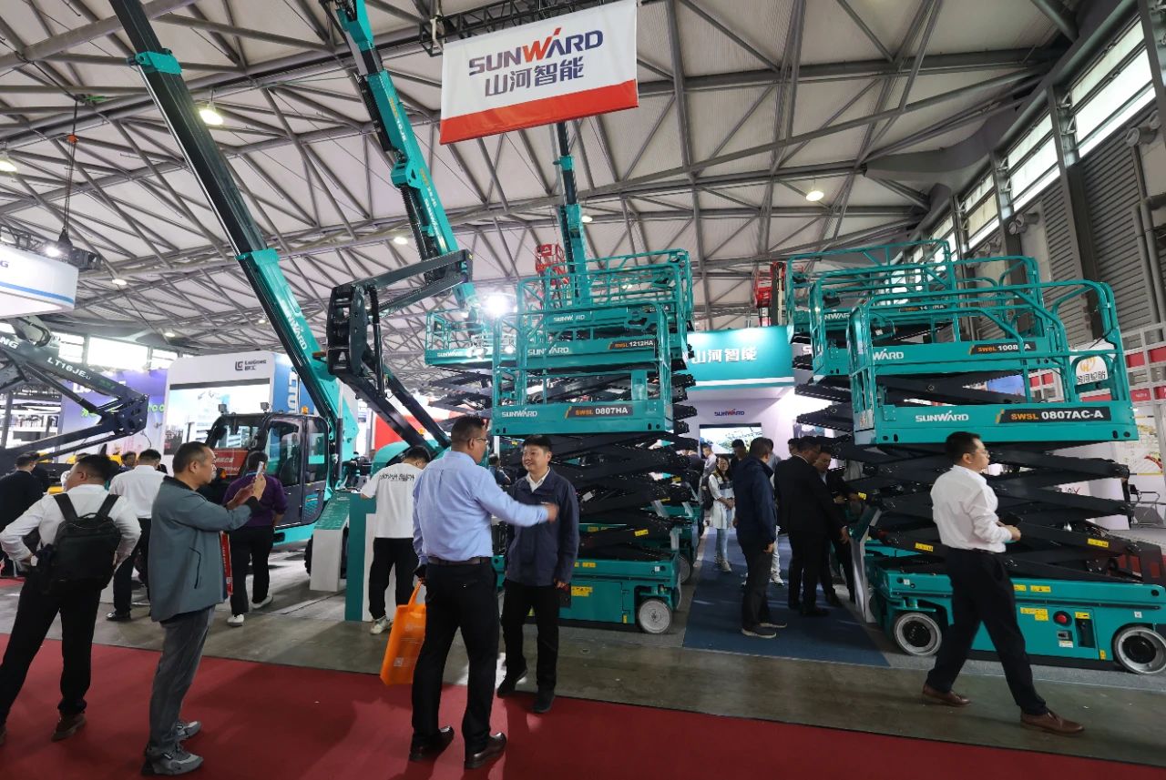 精品出击，闪灼魔都！J9集团智能全系列高空机械亮相2023亚洲国际高空展