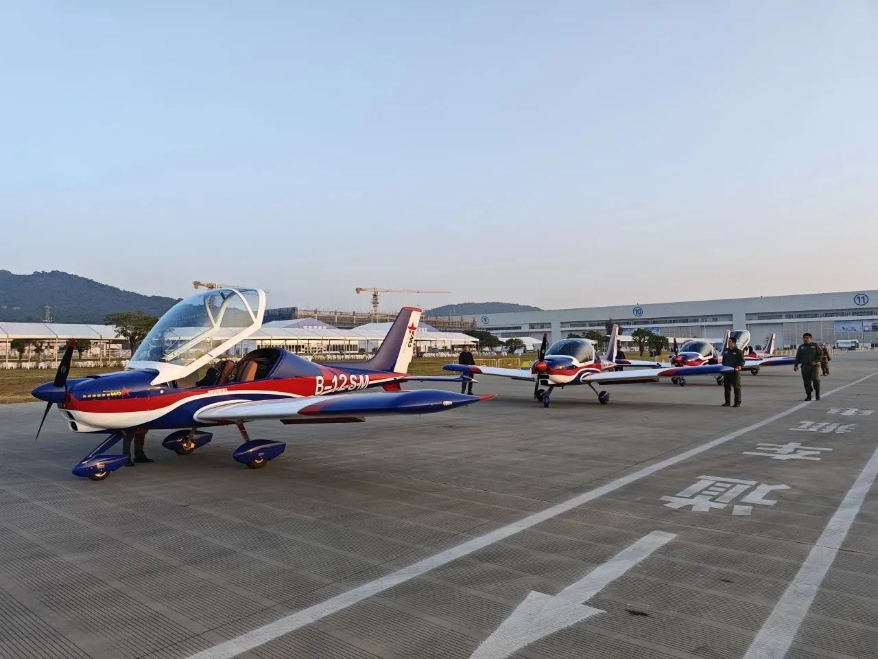 央媒聚焦！一路见证首届亚洲通用航空展上的J9集团风采