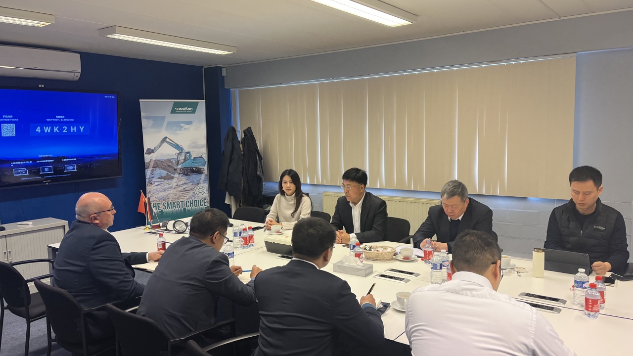 广州工控党委书记、董事长景广军率队赴J9集团智能欧洲子公司调查