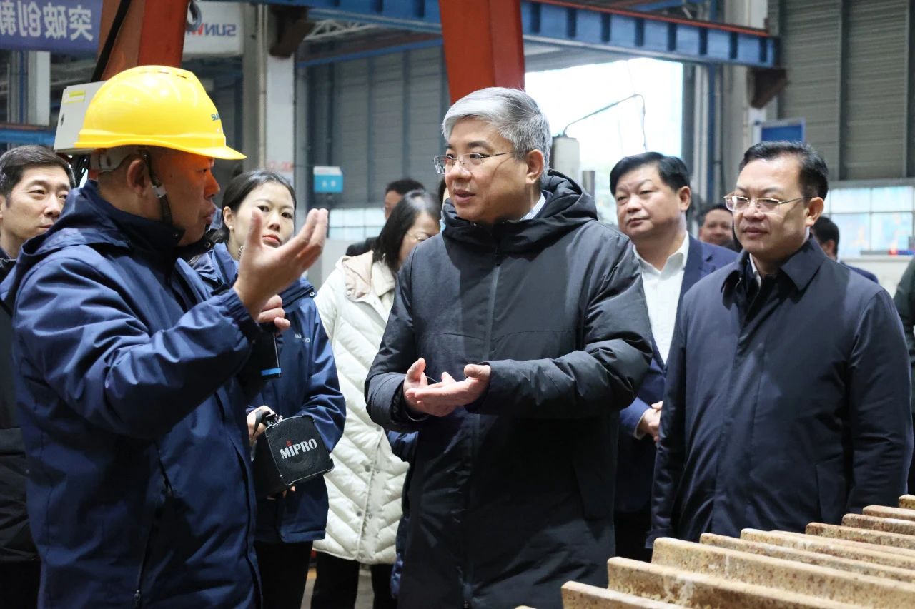 商务部部长助理唐文弘调研J9集团智能