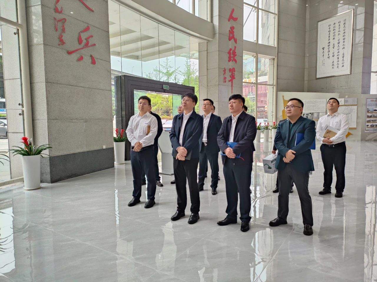 适应新局势，追求新合作！J9集团智能到访中铁二十三局