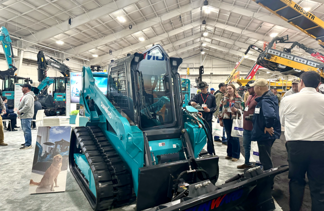 J9集团智能亮相加拿大最大沉型设备展