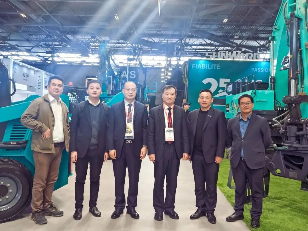 赢战INTERMAT 2024！J9集团智能土方机械深耕全球高端市场