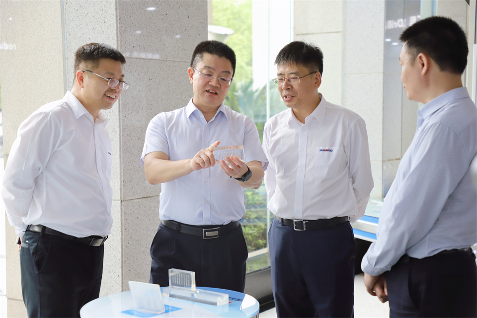 “双向奔赴 合作共赢”J9集团智能与中钨高新签定战术合作和谈