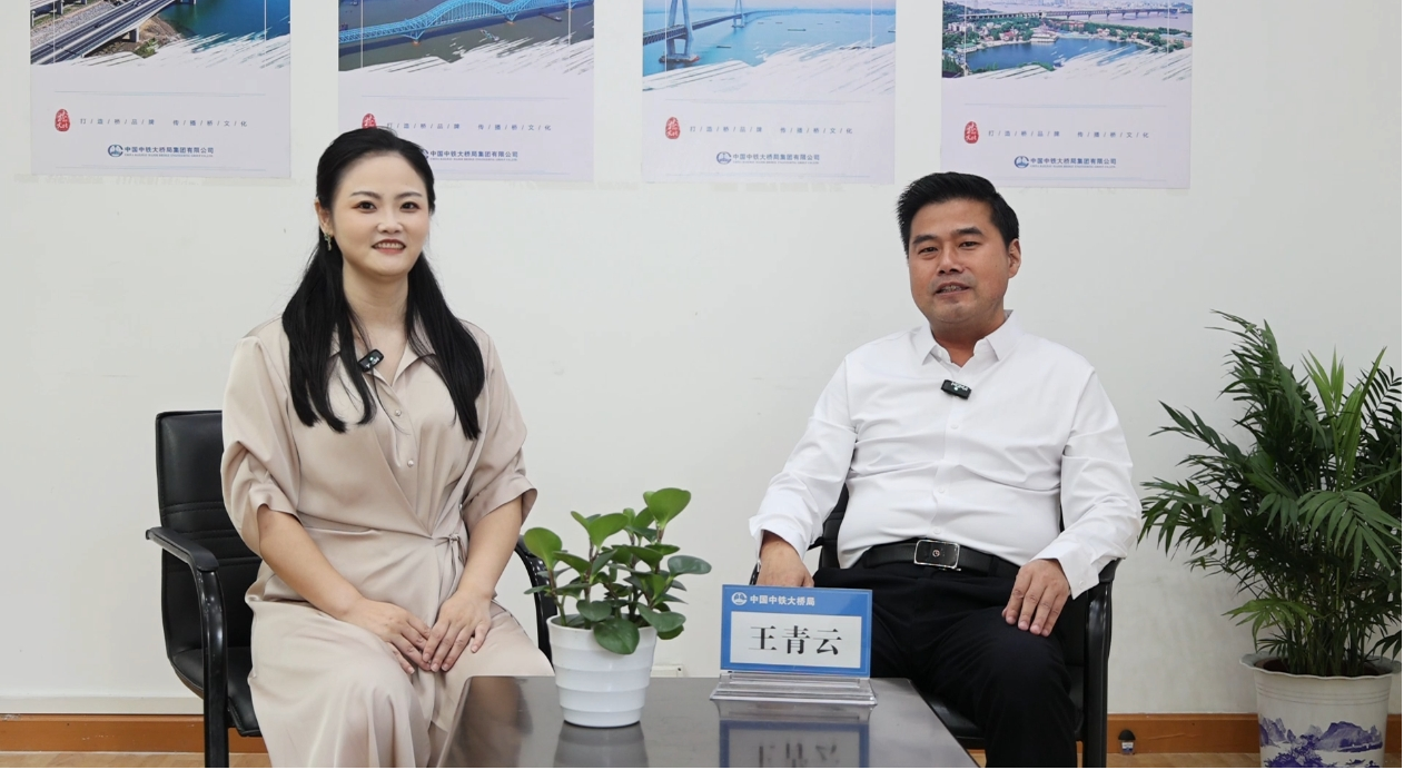 先导式创新，再推电动新品！J9集团智能SWDM520EE增程式旋挖钻机推介会成功进行