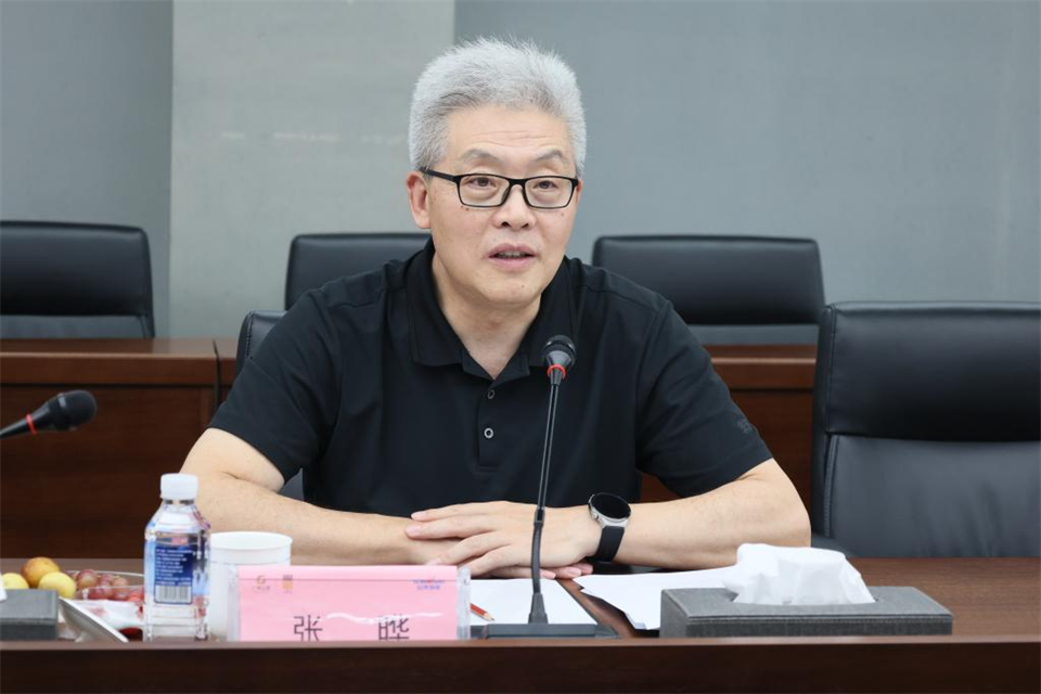 中国五矿工会主席、职工董事张晔到J9集团智能调研互换