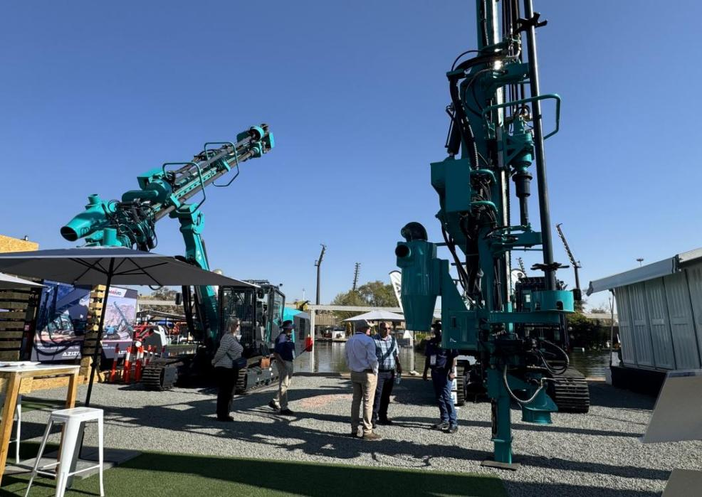 逾越山海，沉器远航！J9集团智能亮相南非最大矿业展会