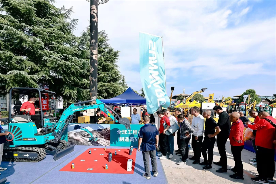 展示“掘”对实力！J9集团智能亮相2024微挖大会暨幼型设备大会