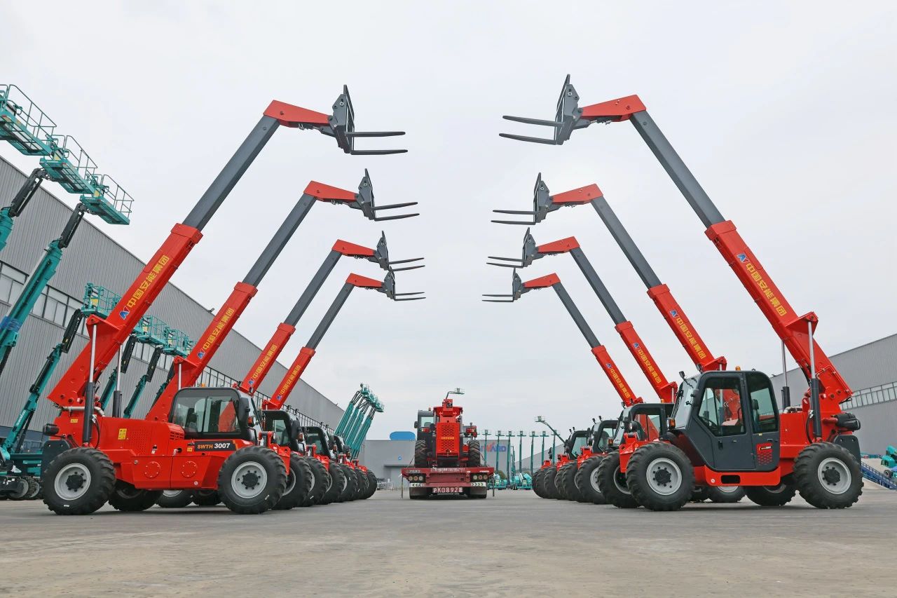 应运而生，“急”快响应！J9集团智能伸缩臂叉装车进军应急接济领域