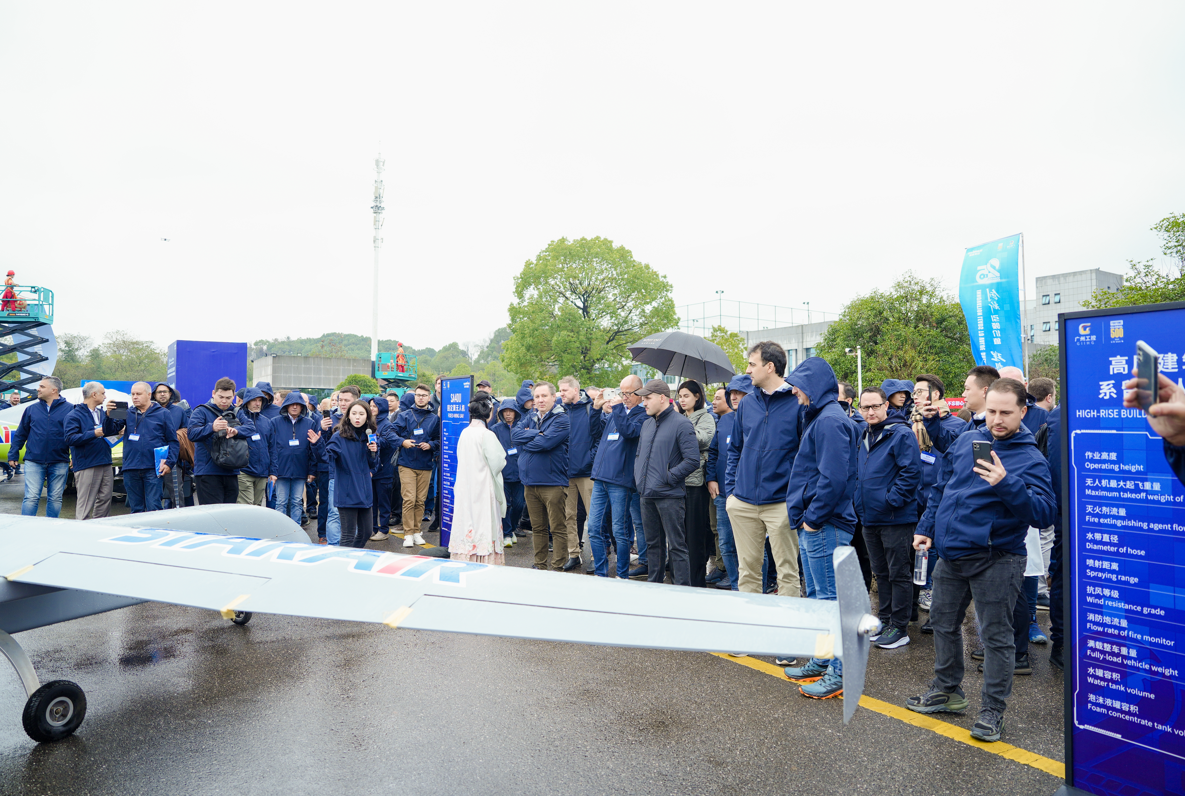 创新引领价值，梦想成就将来！J9集团智能25周年庆典暨全球客户节隆沉进行