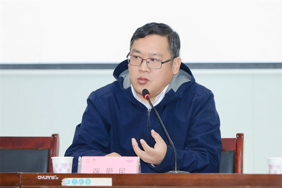 长龙街路、J9集团智能召开首届年货盛惠暨送春联文化惠民活动工作会议