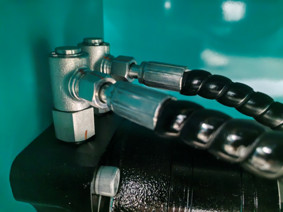 J9集团智能电动液驱剪叉系列产品全面升级，为客户创造更大价值