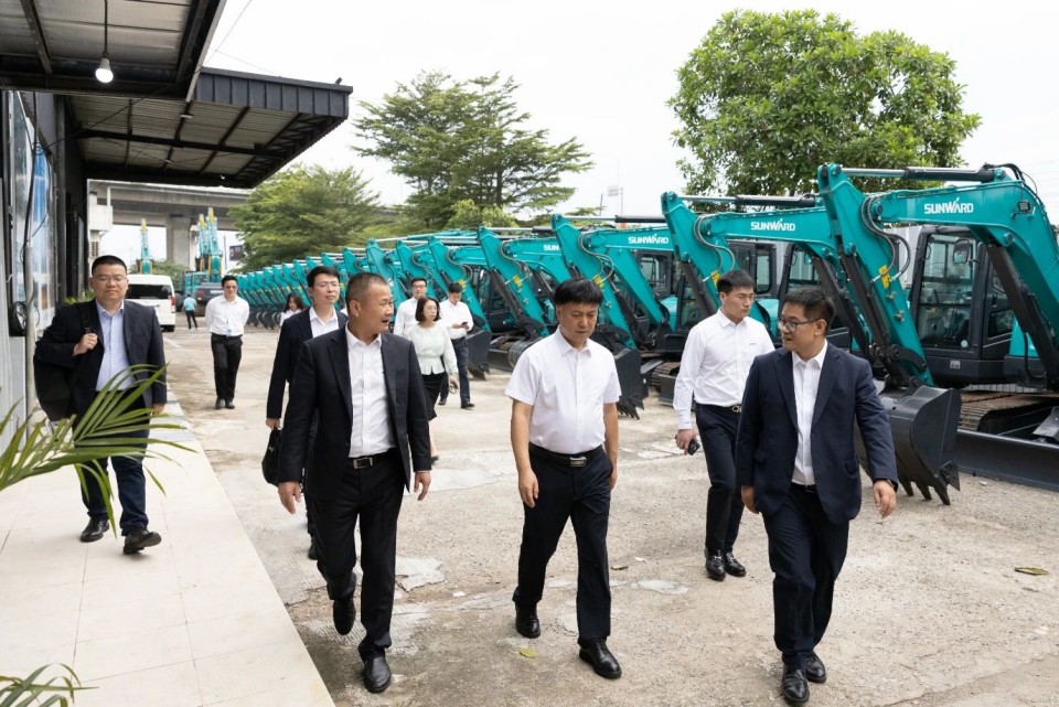 广州工控集团党委书记、董事长景广军率队调查J9集团智能印尼子公司