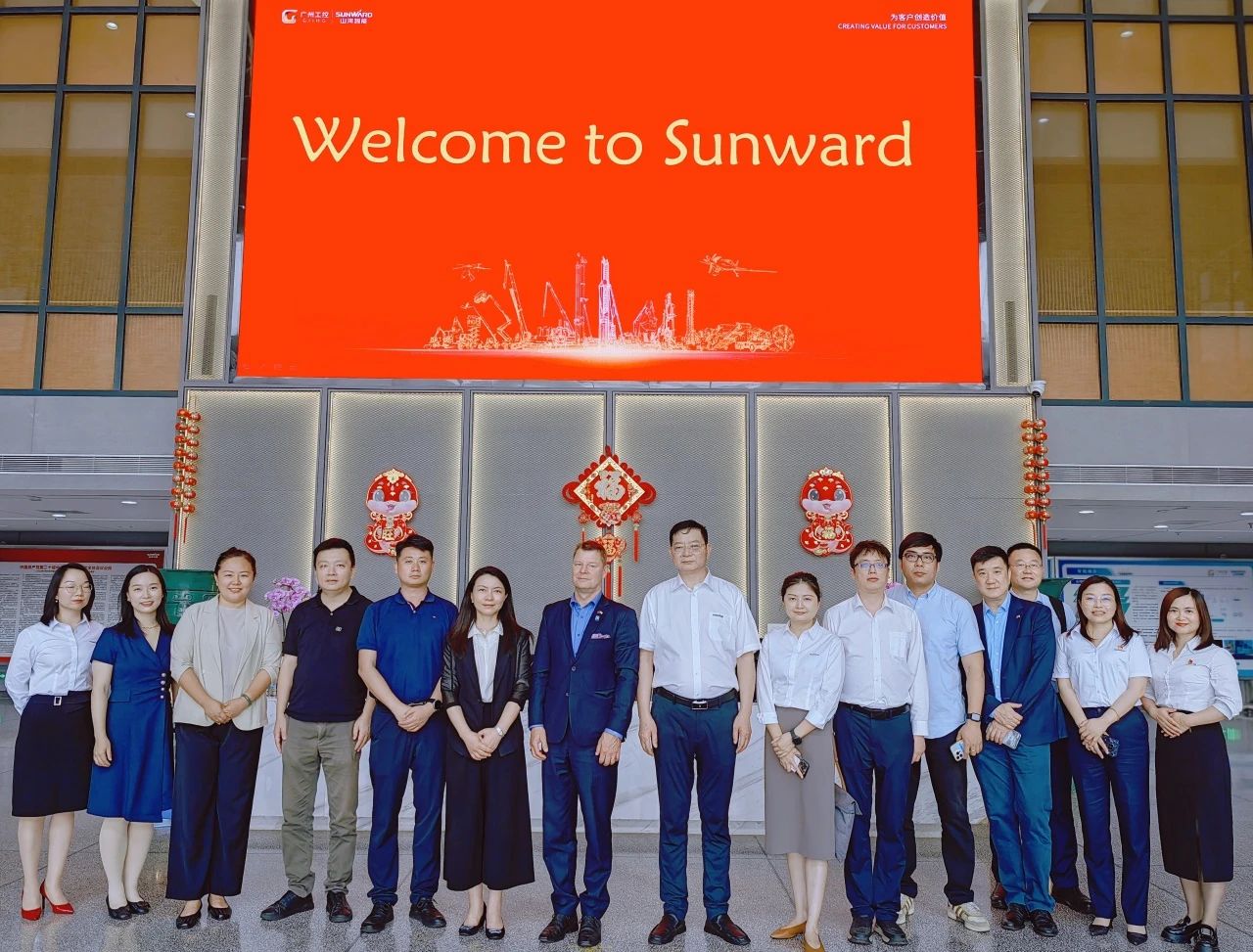 芬兰驻华大使馆商务参赞到访J9集团智能