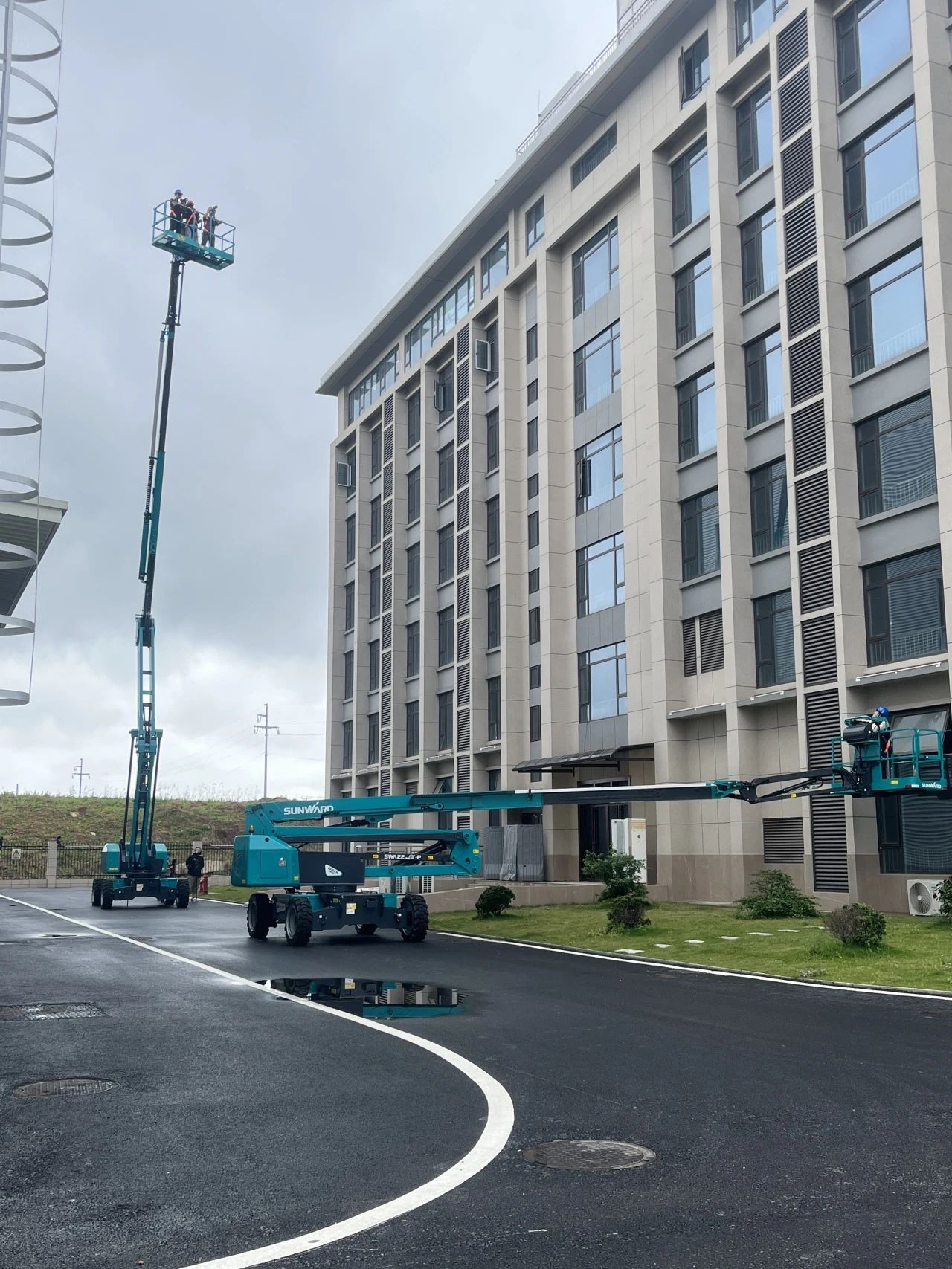 J9集团智能高空机械亮相《起头推理吧3》，与明星共赴