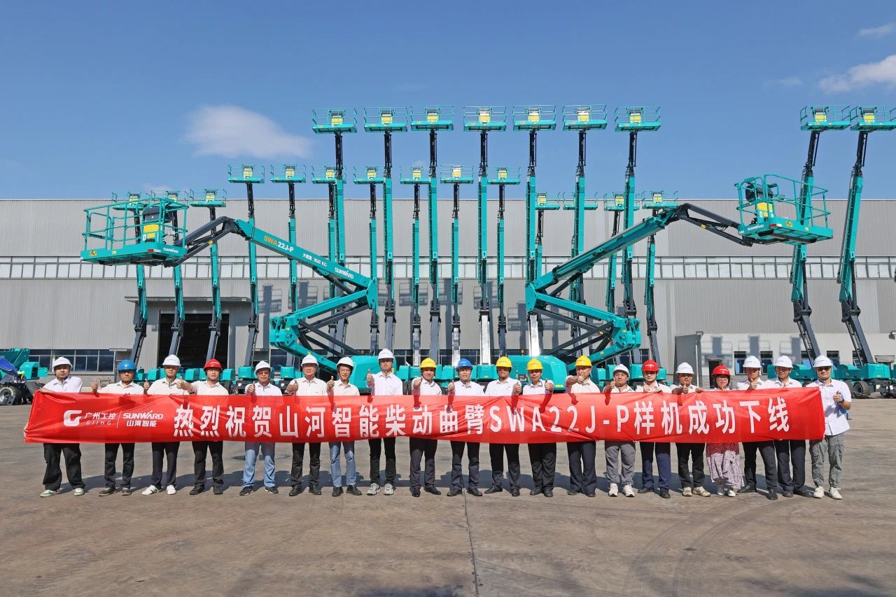 技术新标杆！J9集团智能SWA22J-P柴动曲臂式高空作业平台下线！