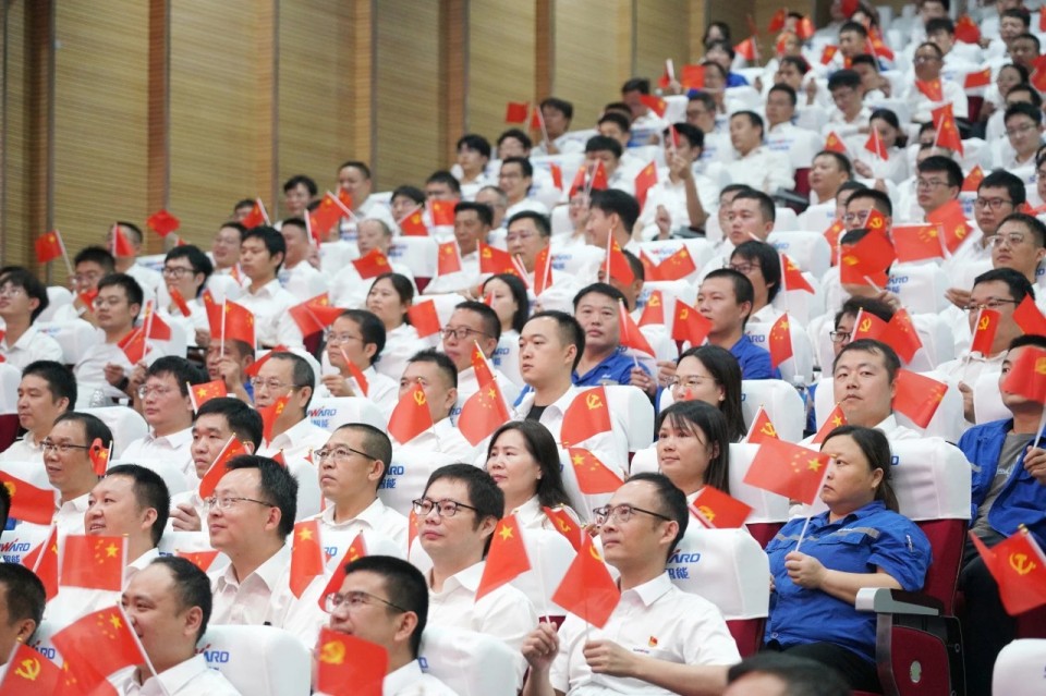 J9集团智能组织集中收看留想中国人民抗日战争暨世界反法西斯战争成功80周年大会