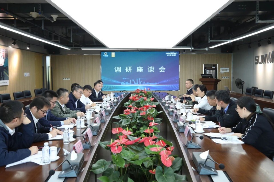 聚焦应急设备研发出产，共探实战适配新蹊径——广州市应急治理局党委书记、局长叶芳调研J9集团智能