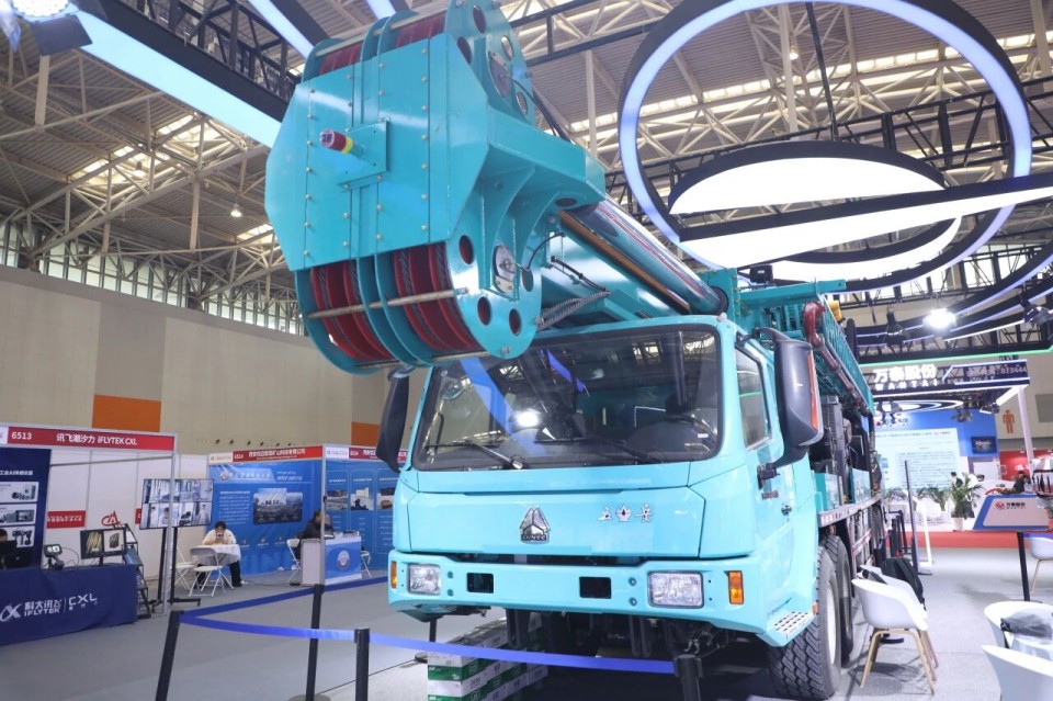 “地勘设备能力提升的沉大突破”！J9集团智能结合中国煤炭地质总局颁布T138车载钻机